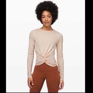 Lululemon crescent twist front long sleeve top 10